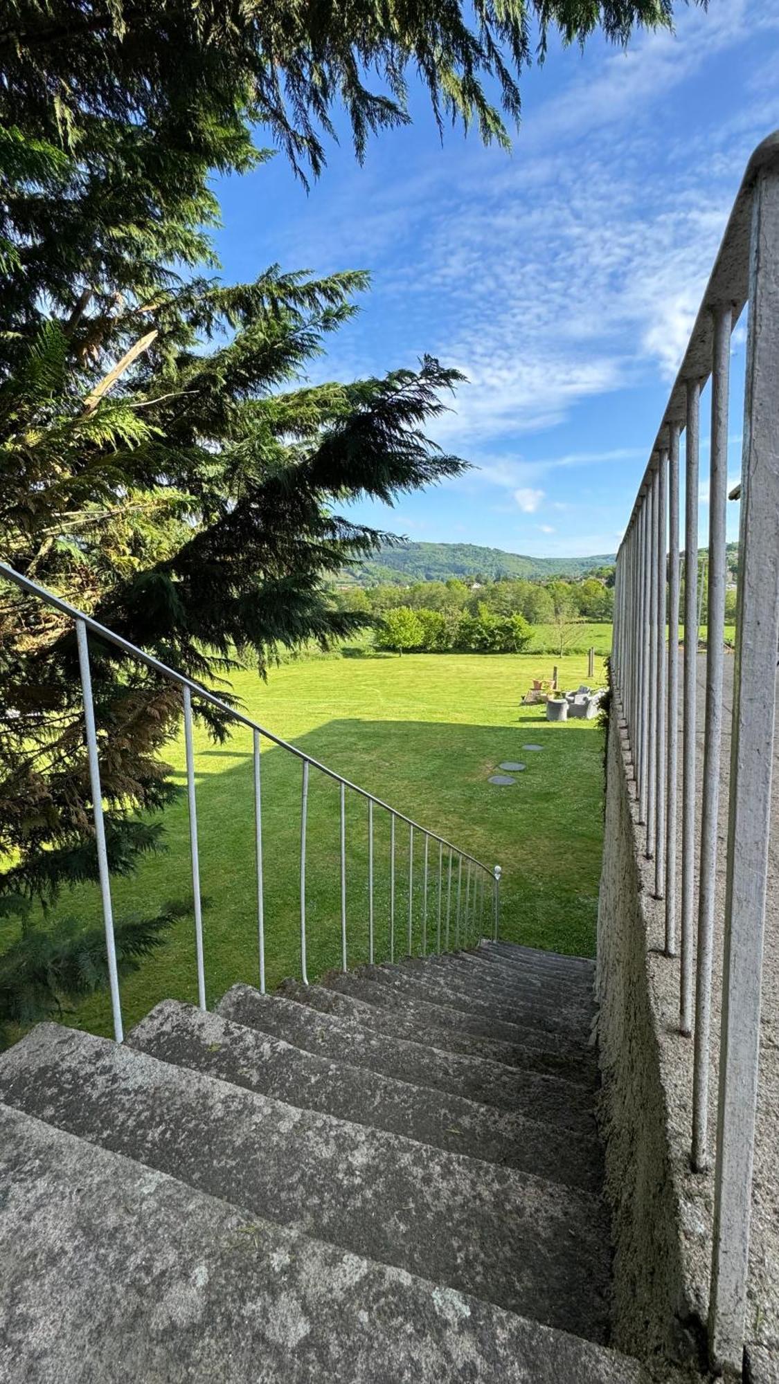 Maison Belle Vie Appartement Saint-Symphorien-de-Marmagne
